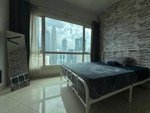 Crest Residence 9