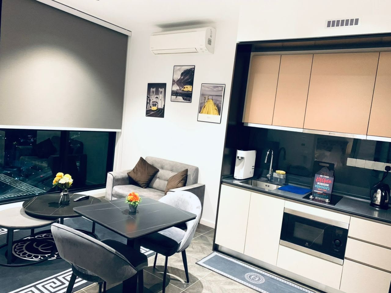 Scarletz Suites 10