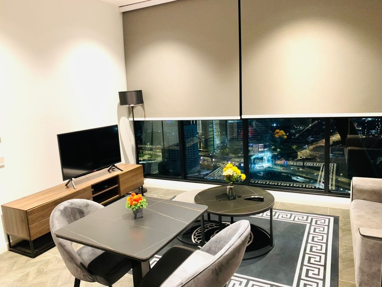Scarletz Suites 12